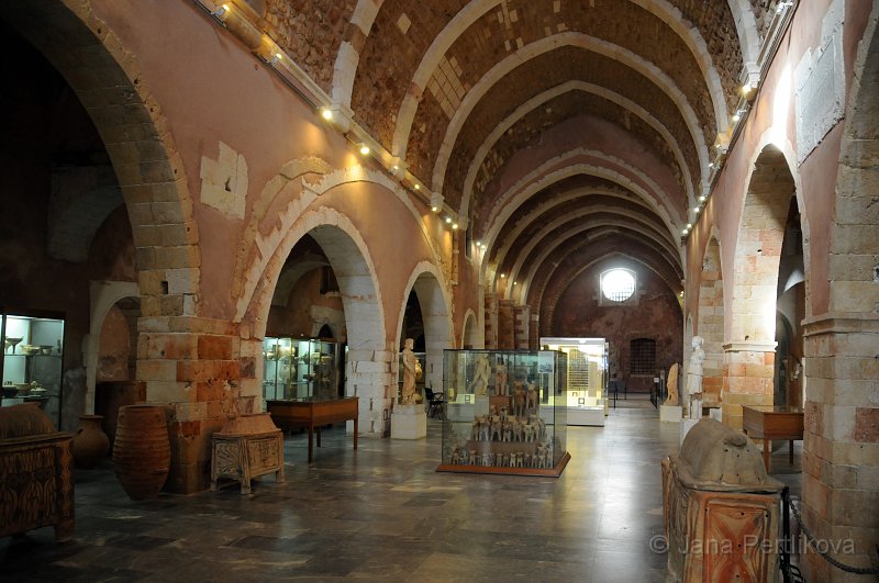 DSC_1730_2.jpg - Muzeum vystavuje minojské a římské památky z regionu Chania.