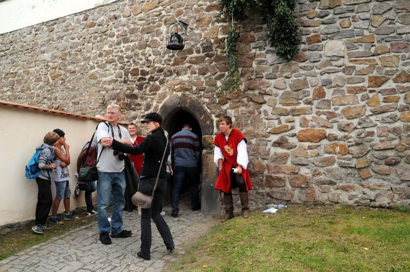 DSC_9655_1.jpg - Katova ulička spojuje hlavní kadaňské náměstí (Mírové) na Starém městě se Špitálským předměstím. Společně s tzv. Katovou brankou vznikla někdy na počátku 14. století.