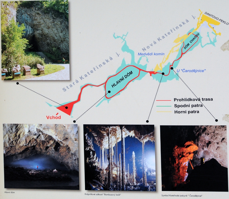DSC_9639_1.jpg - Prohlídková trasa má délku 430 m. Vchod do jeskyně tvoří gotický portál, jímž se návštěvníci dostanou do Hlavního dómu, největší prostory v Moravském krasu a zároveň největšího veřejnosti přístupného podzemního dómu v ČR (délka 97 m, šířka 44 m, výška 20 m).