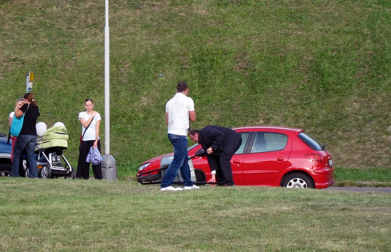 IMG_2507_2.jpg - Německému účastníkovi se podařil také karambol....