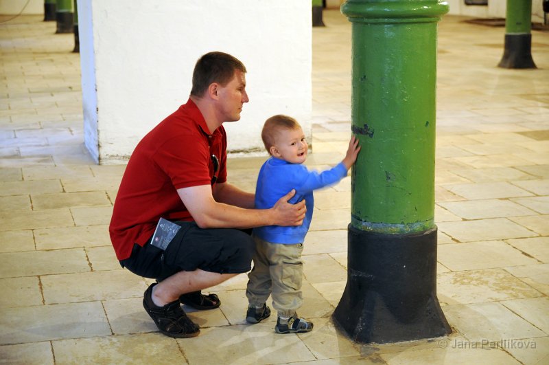 DSC_4438_2.jpg - Tomášek s Michalem ve sladovně.