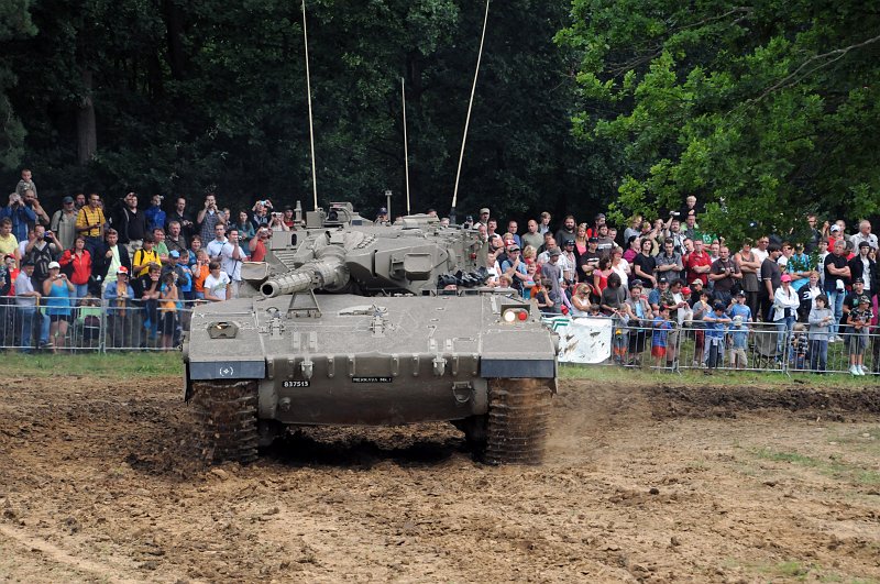 DSC_2750_1.jpg - Merkava (hebrejsky: מרכבה, Chariot, doslova „bojový vůz“) je série hlavních bojových tanků vyvinutých a vyrobených v Izraeli pro Izraelské obranné síly (IOS)