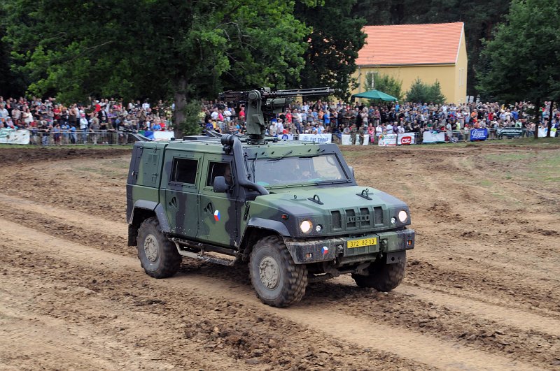 DSC_2826_1.jpg - Bojové vozidlo IVECO.