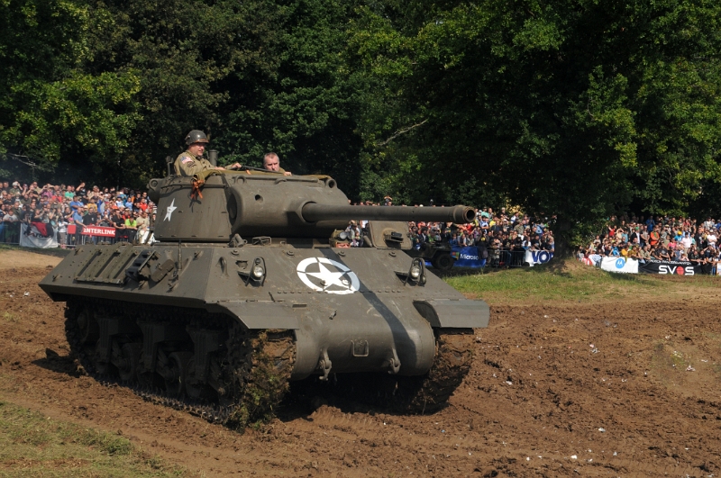 DSC_0808_1.jpg - Americký stíhač tanků M36 Jackson, jeho protivníkem byl německý tank Tiger.