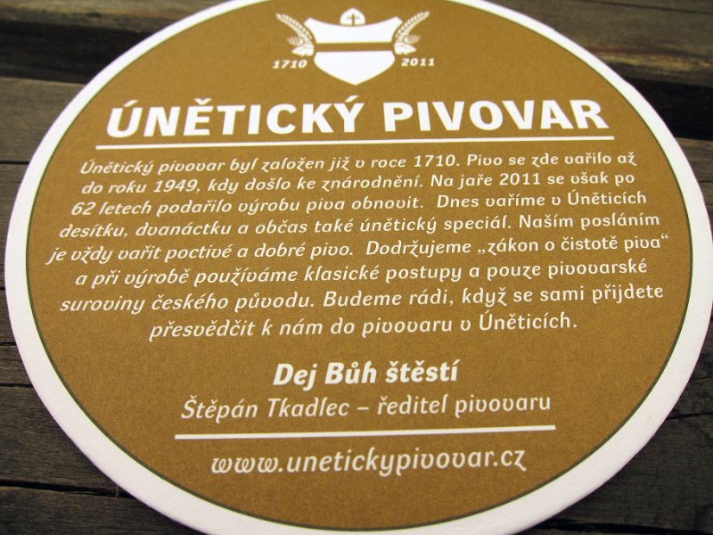 IMG_9981_1.jpg - Historie Únětického pivovaru v kostce aneb na pivní tácek se vejde hodně.