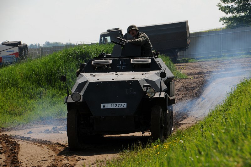 DSC_2282.JPG - Obrněné pásové vozidlo wehrmachtu SdKfz 251 „Hakl“