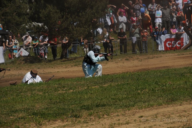 DSC_8593.JPG - Akční ukázka: Záchrana našich vojáků při útoku v Afghanistánu.