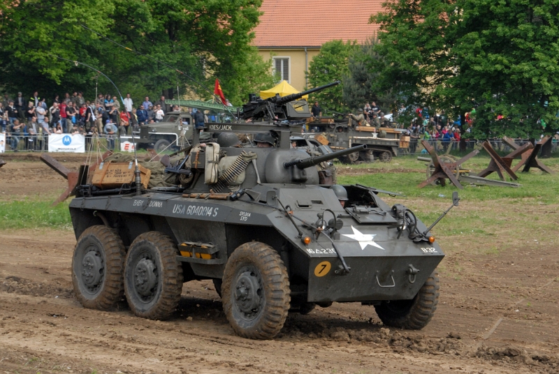 DSC_0156_1.jpg - Americká šestikolka M-8 Greyhound.