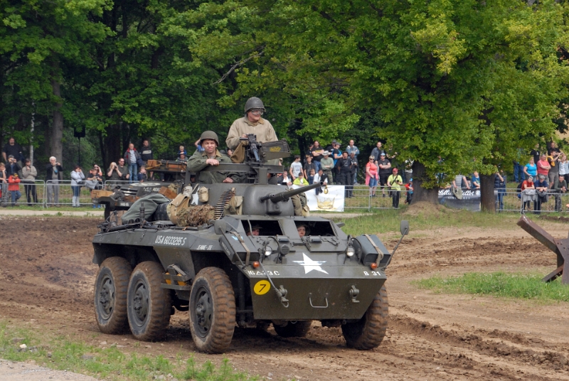 DSC_0204_1.jpg - Americká šestikolka M-8 Greyhound.