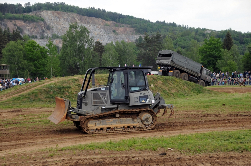 DSC_6482_1.jpg - Buldozer Caterpillar D5.