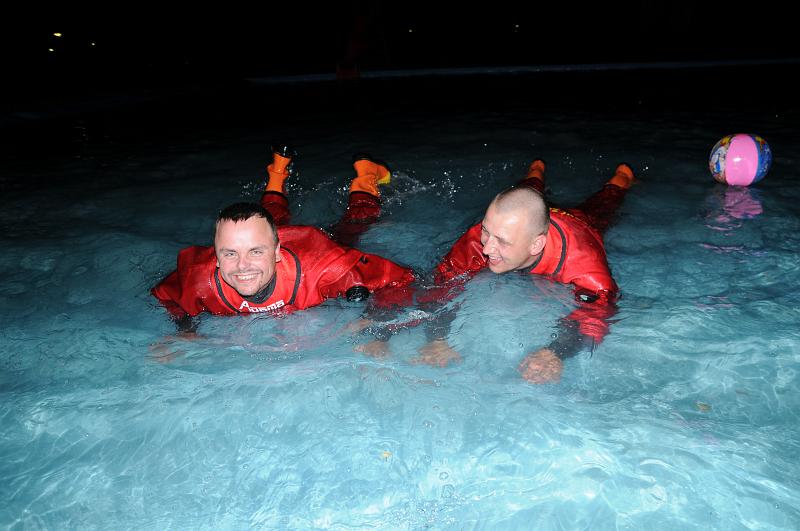 DSC_8882.JPG - Asi jsme tu špatně, je tu nějak málo vody:-)